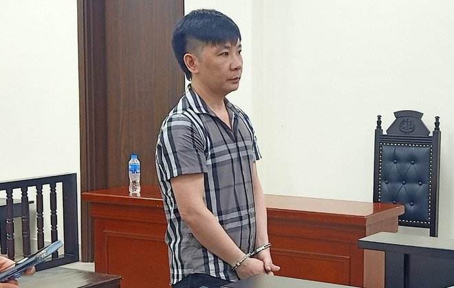Nguyễn Mạnh Nghĩa bị đưa ra xét xử tại phiên tòa.