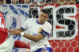 Bóng đá - Mbappe lại ghi bàn cho ĐT Pháp, chọn xong mặt nạ để đá tiếp EURO 2024