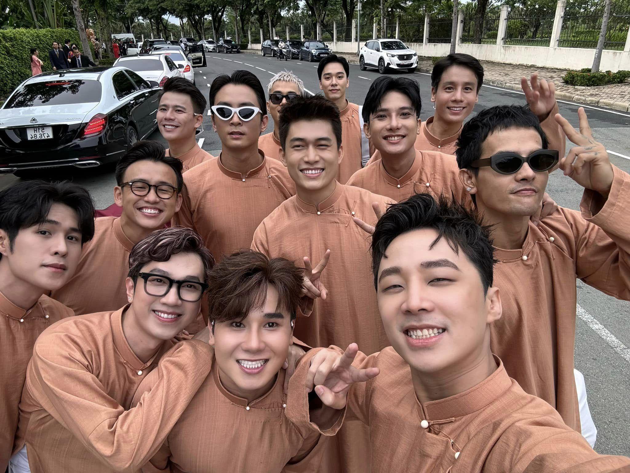 Lễ vu quy của Midu: Đội bê tráp đông nhất nhì showbiz Việt lộ diện - 1