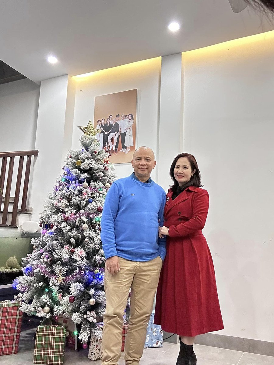 Vợ chồng NSƯT Nguyệt Hằng, Anh Tuấn khoe nhà mới, có cả thang máy - 8