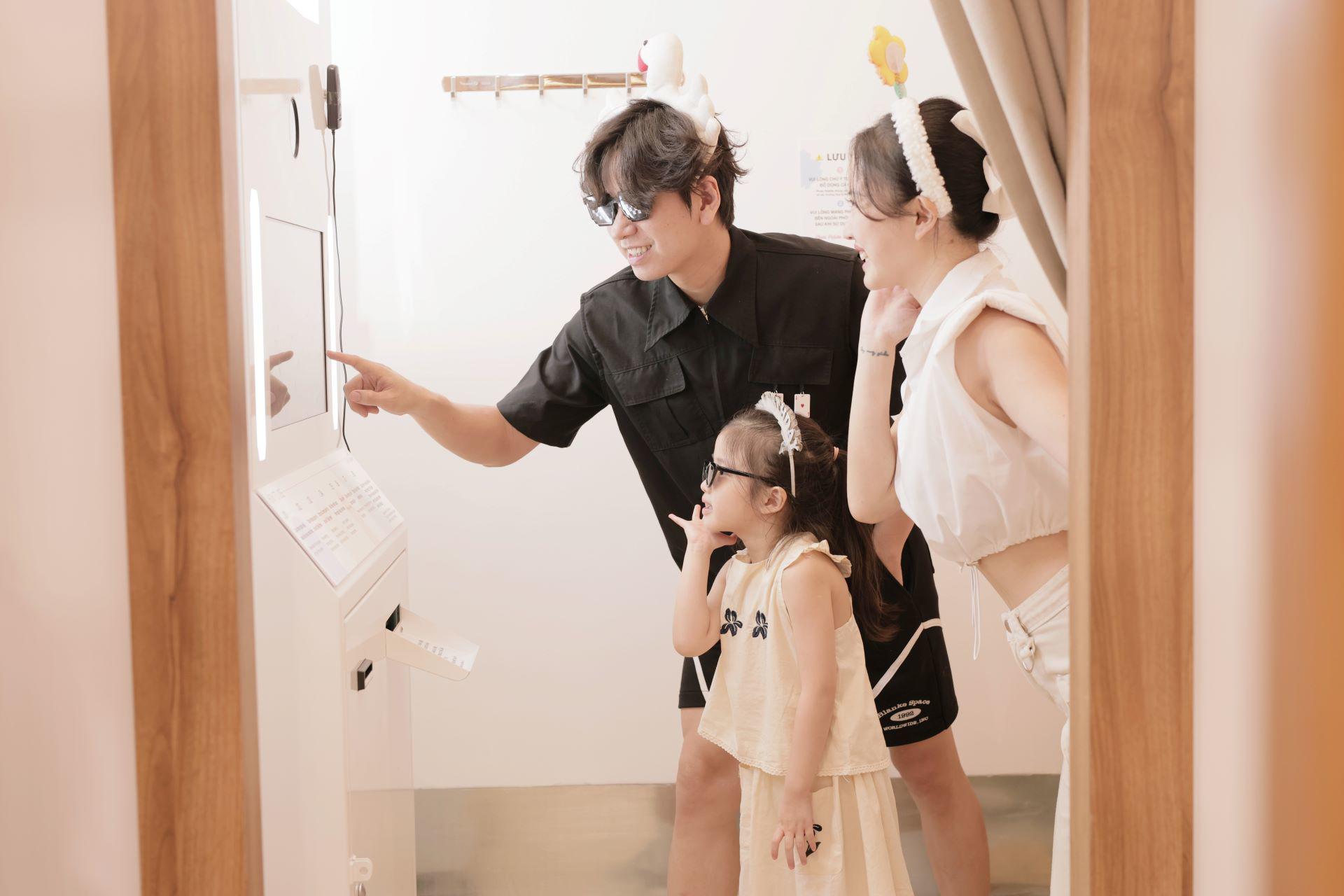 Photo Palette mang mới trải nghiệm photobooth, chụp ảnh lấy ngay