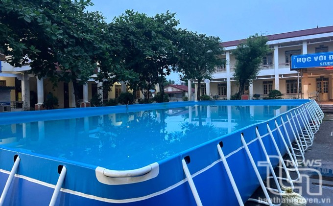 Bể bơi tại trường THCS Sơn Cẩm 1, nơi xảy ra vụ việc. Ảnh: Báo Thái Nguyên