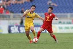 Video bóng đá SLNA - Hà Tĩnh: Phủ đầu choáng váng, cầm vàng để vàng rơi (V-League)