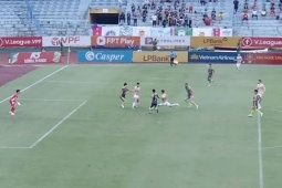 Bóng đá - Video bóng đá Công an Hà Nội - HAGL: Thẻ đỏ tai hại, thất bại tan nát (V-League)