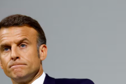 Thế giới - Tổng thống Pháp Macron cảnh báo ‘nguy cơ nội chiến'