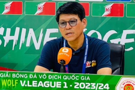 HAGL thua Công an Hà Nội 0-5, HLV Vũ Tiến Thành chấp nhận "buông" để đấu Hải Phòng