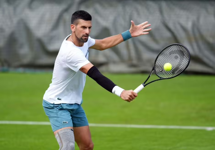 Djokovic đến Wimbledon để hướng tới Grand Slam thứ 25