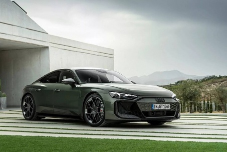 Audi trình làng mẫu xe điện RS e-tron GR Performance mạnh nhất của...