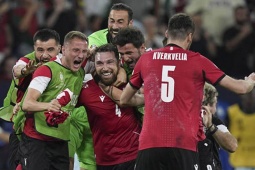 Bóng đá - Choáng Georgia nhận thưởng nóng 270 tỷ đồng, nhiều hơn cả nhà vô địch EURO