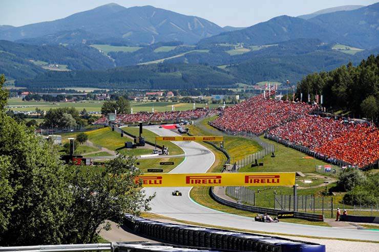 Vùng đồi núi Styria là nơi tổ chức GP Áo trong suốt lịch sử F1