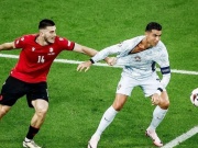 Bóng đá - Tranh cãi Bồ Đào Nha mất oan 11m, Ronaldo nhận thẻ vàng không đáng có