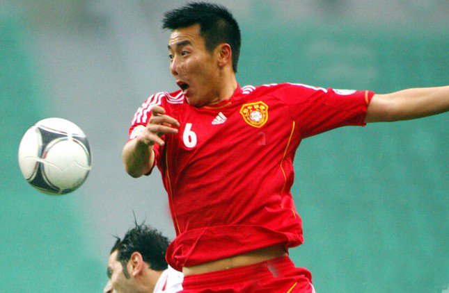 Qin Sheng từng ra sân 10 trận cho ĐT Trung Quốc