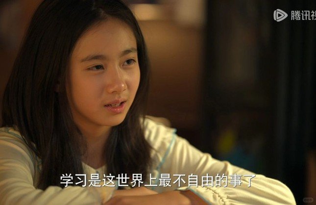 Cùng đóng vai con gái Lưu Diệc Phi, hai diễn viên nhí nhận phản ứng trái ngược - 7