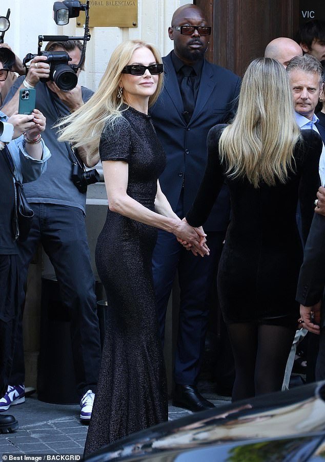 Nicole Kidman ở tuổi 57 - 12