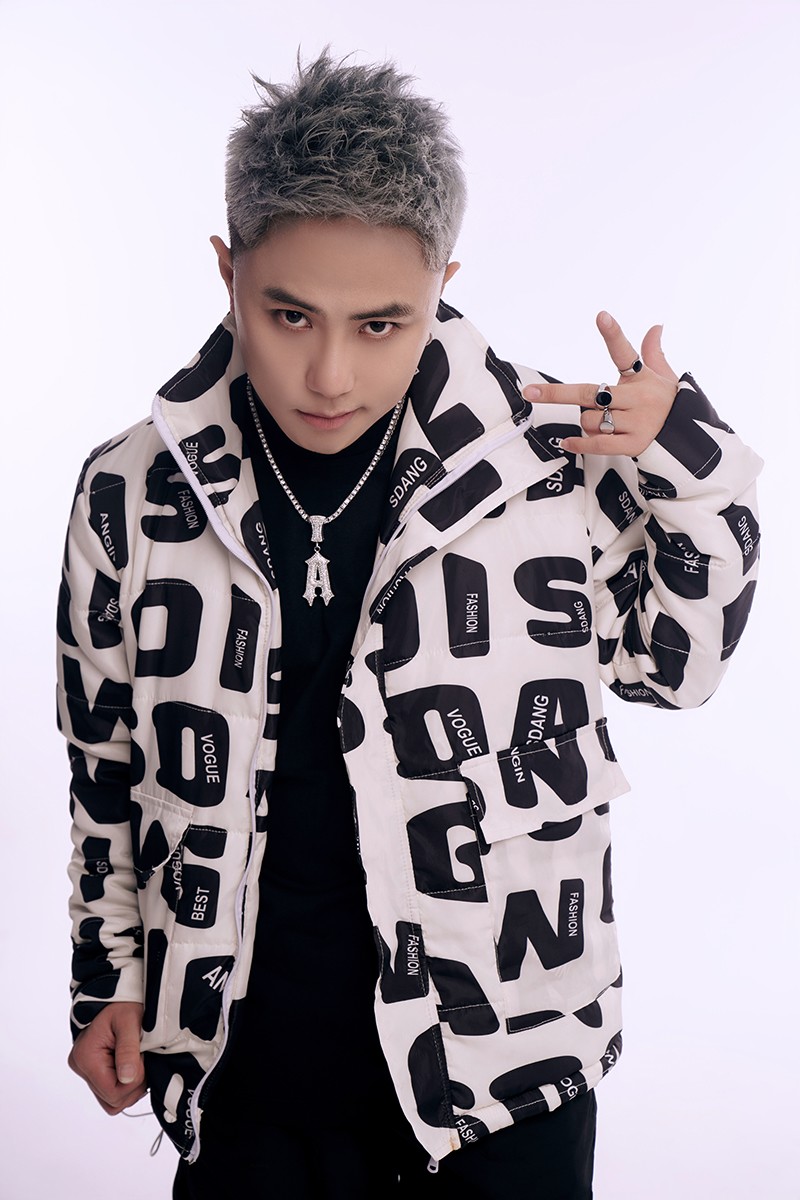 DJ Chiao với tâm hồn nghệ sĩ sâu sắc và đam mê mãnh liệt với nghệ thuật