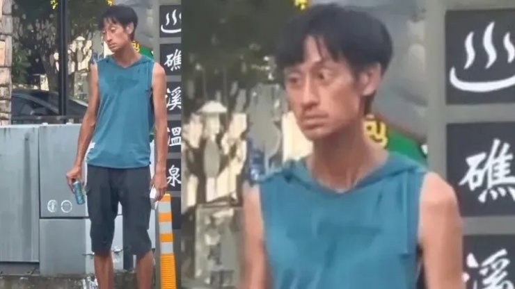 Clip: Nam thần đình đám cởi trần lang thang trên phố, thân hình chỉ còn da bọc xương gây sốc - 5