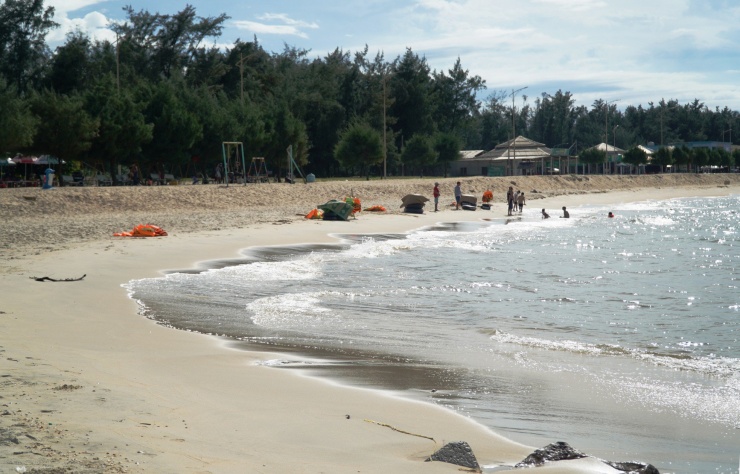 Sạt lở bờ biển, bờ sông tại Thừa Thiên-Huế đe dọa tính mạng, hạ tầng và du lịch