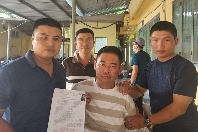 Lực lượng chức năng bắt giữ Phan Văn Minh.