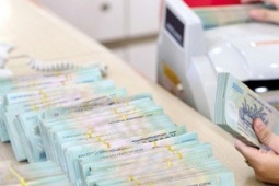 Kinh doanh - Lý do các ngân hàng gấp rút đẩy vốn ra thị trường