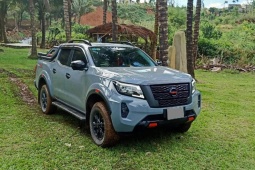 Nissan Navara giảm giá gần 200 triệu đồng tại đại lý