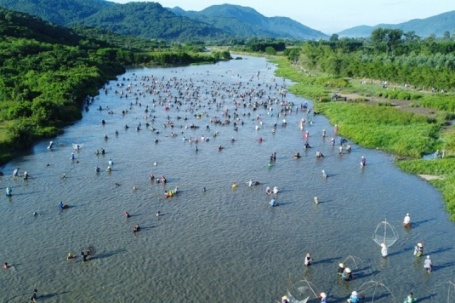 Lễ hội Đánh cá Đồng Hoa - Nét văn hóa độc đáo của người dân Hà Tĩnh