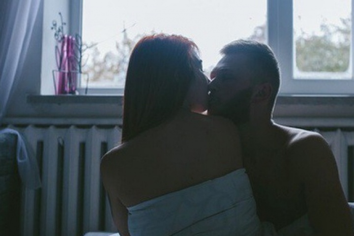 8 lời 'nói dối' nàng muốn nghe khi gần gũi