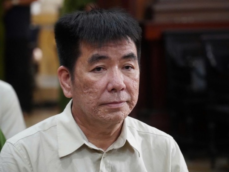 Số phận hàng loạt xe sang, bất động sản của Chủ tịch Công ty Trung Hậu 68