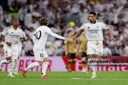 Báo Tây Ban Nha sững sờ với Real Madrid, ca ngợi phép màu Bernabeu