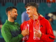 Thể thao - Djokovic có thể vô địch Miami Open nếu trọng tài không…nghỉ trưa