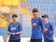 Bóng đá - 'Bàn tay sắt bọc nhung' của HLV Kim Sang-sik
