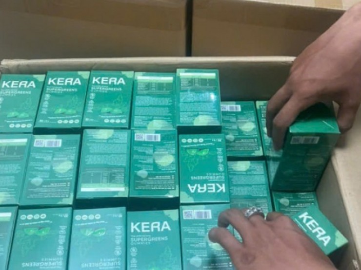 Khám xét trụ sở Công ty Chị Em Rọt của Hằng Du Mục, Quang Linh Vlogs