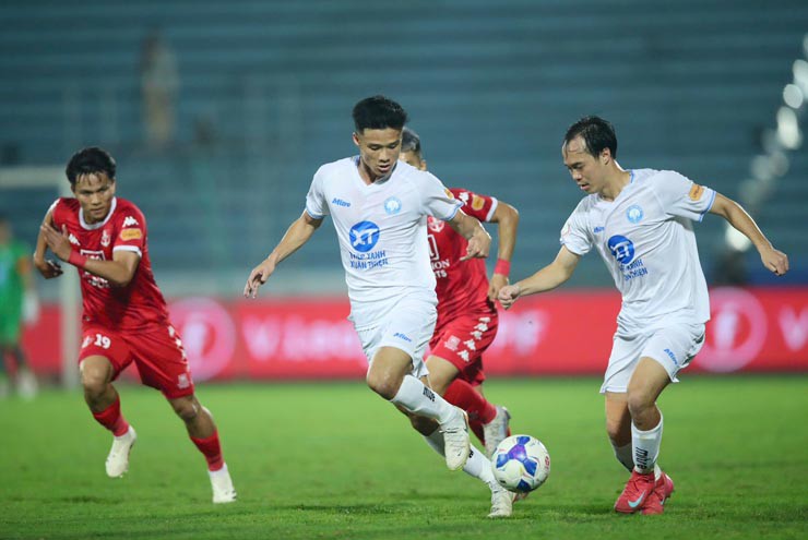 Video bóng đá Nam Định - Hải Phòng: Văn Toàn tỏa sáng rực rỡ (V-League)