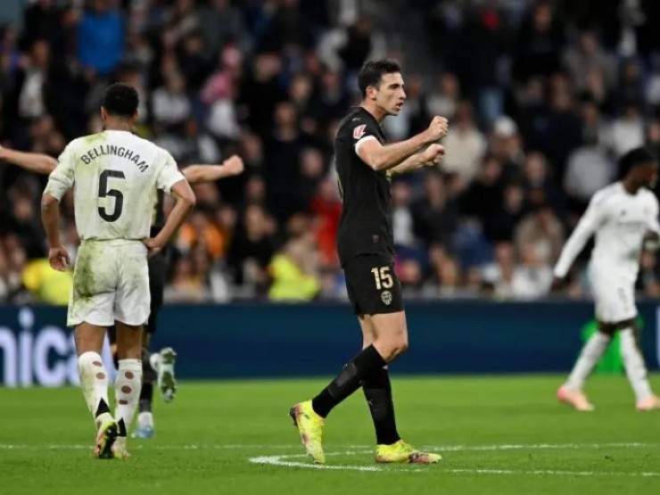 Real Madrid gục ngã phút bù giờ: “Đi đêm lắm có ngày gặp ma“, ám ảnh sút 11m