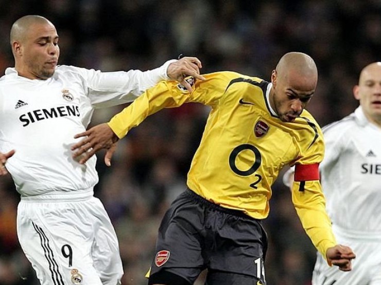 Rực lửa đối đầu Arsenal - Real Madrid: “Pháo thủ“ bất bại, Henry lu mờ Ronaldo “béo“ Rực lửa đối đầu Arsenal - Real Madrid: “Pháo thủ“ bất bại, Henry lu mờ Ronaldo “béo“