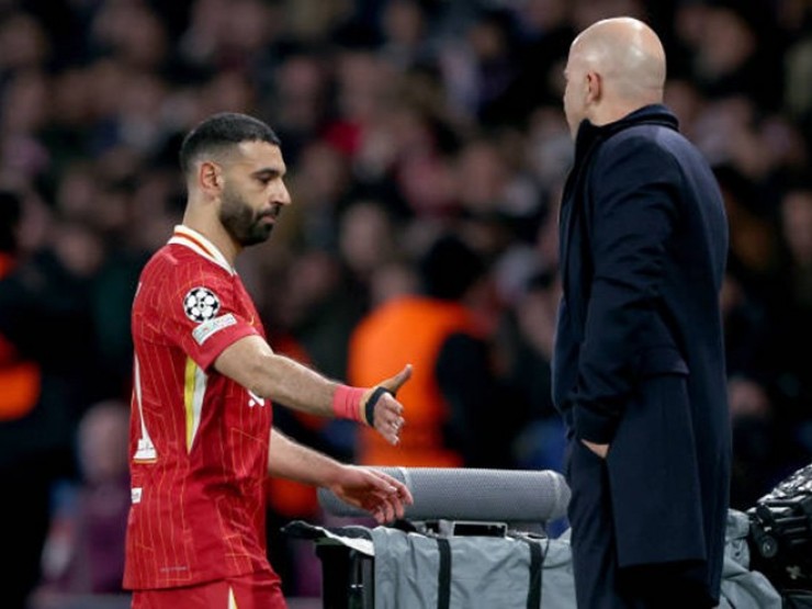 Liverpool và căn bệnh “liên tục sửa sai“: HLV Slot có dám cứng rắn với Salah?