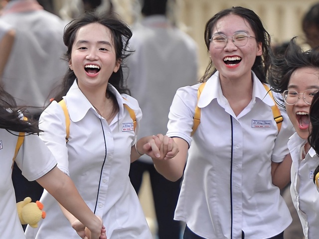 Thành phố gần 10 triệu dân, học sinh học 2 buổi/ngày như thế nào?