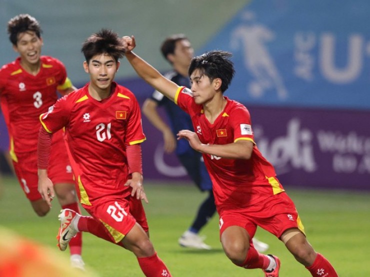 Gia Bảo hóa người hùng trước Nhật Bản, U17 Việt Nam sáng cửa dự World Cup