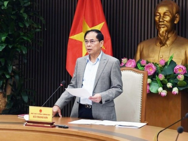 Họp về mức thuế của Mỹ, Phó Thủ tướng yêu cầu kiểm soát chặt chẽ xuất xứ hàng hoá