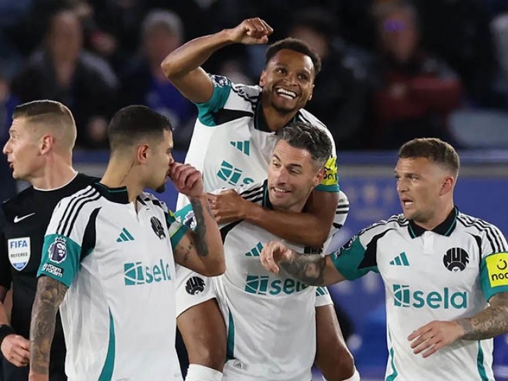Nóng bảng xếp hạng Ngoại hạng Anh: Newcastle đại thắng, Man City mất vị trí dự C1