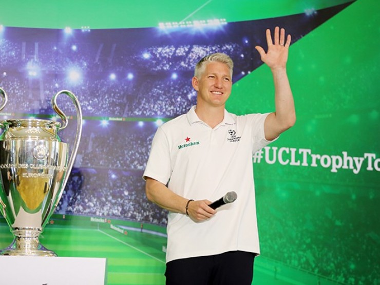 Huyền thoại ĐT Đức hẹn Việt Nam ở World Cup, dự đoán CLB nào vào chung kết C1?