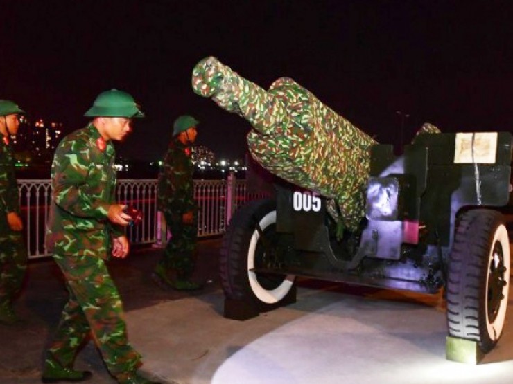 Khuyến nghị nhà dân gần trận địa pháo Bến Bạch Đằng “mở cửa kính“