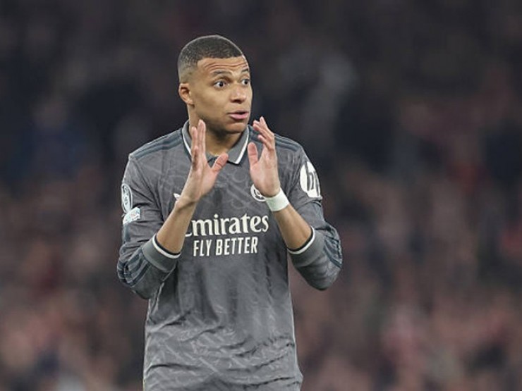 “Quả tạ“ Mbappe ở Cúp C1: PSG thoát nợ, giờ Real Madrid phải gánh