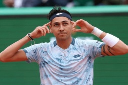 Tabilo 2 lần khiến Djokovic "tâm phục khẩu phục", gia nhập CLB toàn thắng Nole