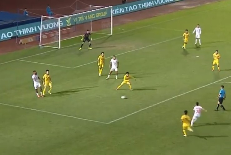 Video bóng đá Hải Phòng - Hà Nội: "Người nhện" xuất sắc (V-League)