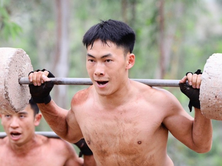 Nơi tôi luyện những chiến sĩ chống khủng bố ‘mình đồng, da sắt’