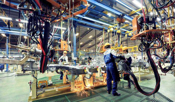 5 ngành học ở Việt Nam lương hơn 50 triệu/tháng, "khát" nhân lực chất lượng cao, ra trường không lo thất nghiệp - 3