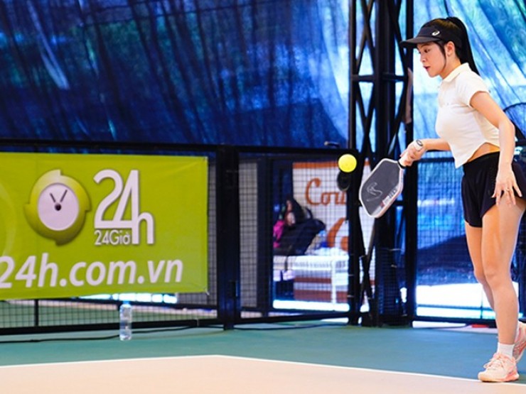 Người đẹp Bunny Thảo sốt cao, bị mất ngủ vẫn giành giải Ba cuộc đua pickleball
