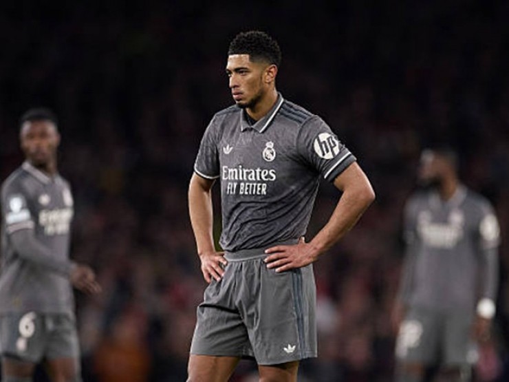 Real Madrid ở ngã ba đường: Đấu Alavés, thử lửa “Kền kền trắng” & bản lĩnh Ancelotti