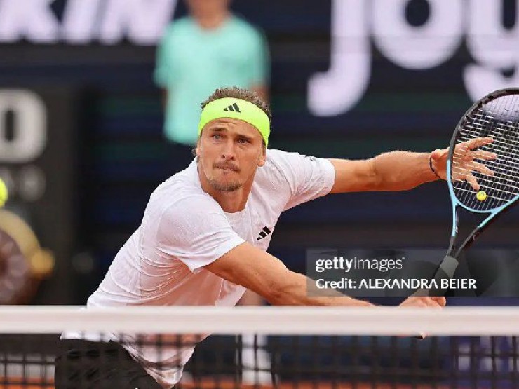 Video tennis Zverez - Muller: Phô diễn đẳng cấp, vượt khó set 1 (Bavarian Open)