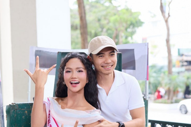 H’Hen Niê thời gian tuyệt vời nhất trong ngày sau khi kết hôn